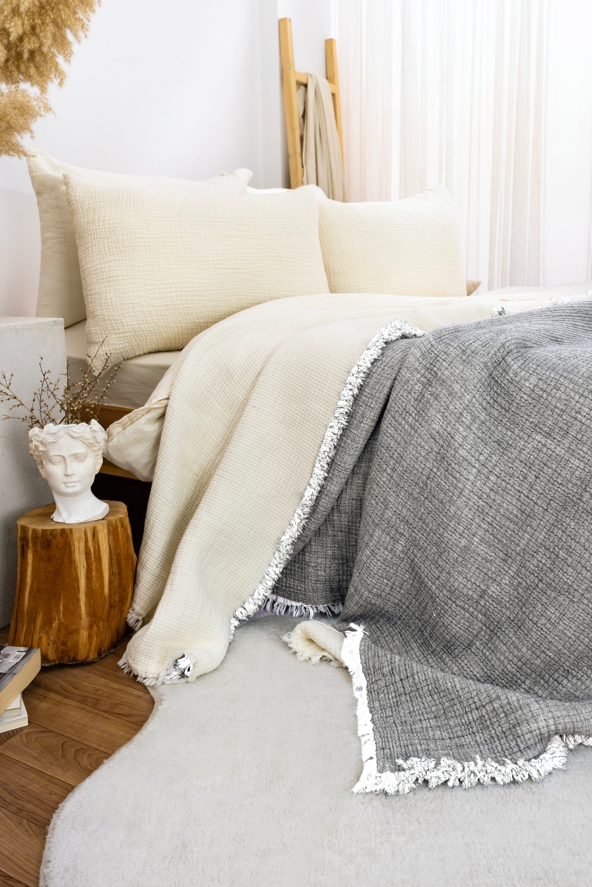 Hazea Muslin Blanket - Soft Pebble