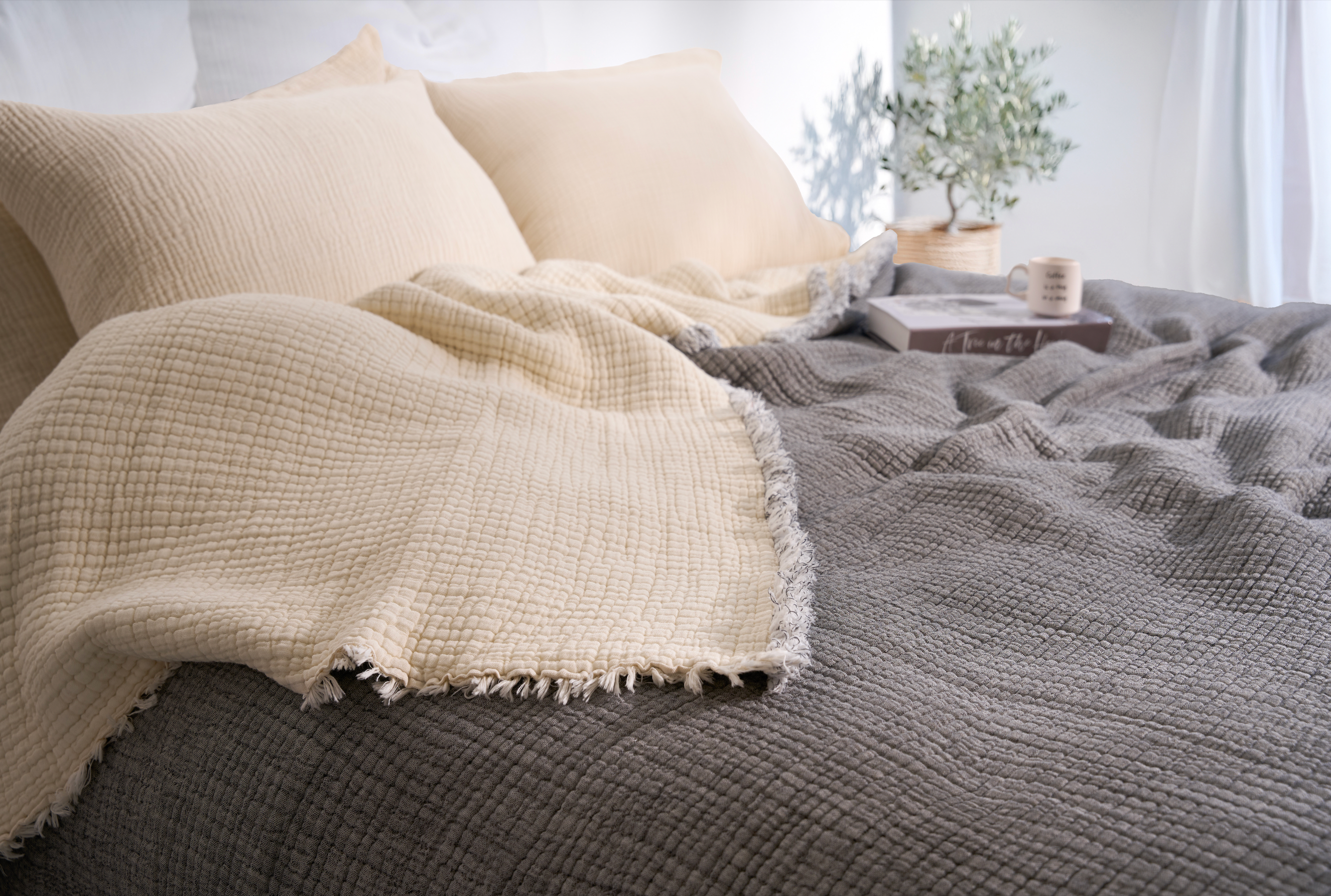 Hazea Muslin Blanket - Dark Grey