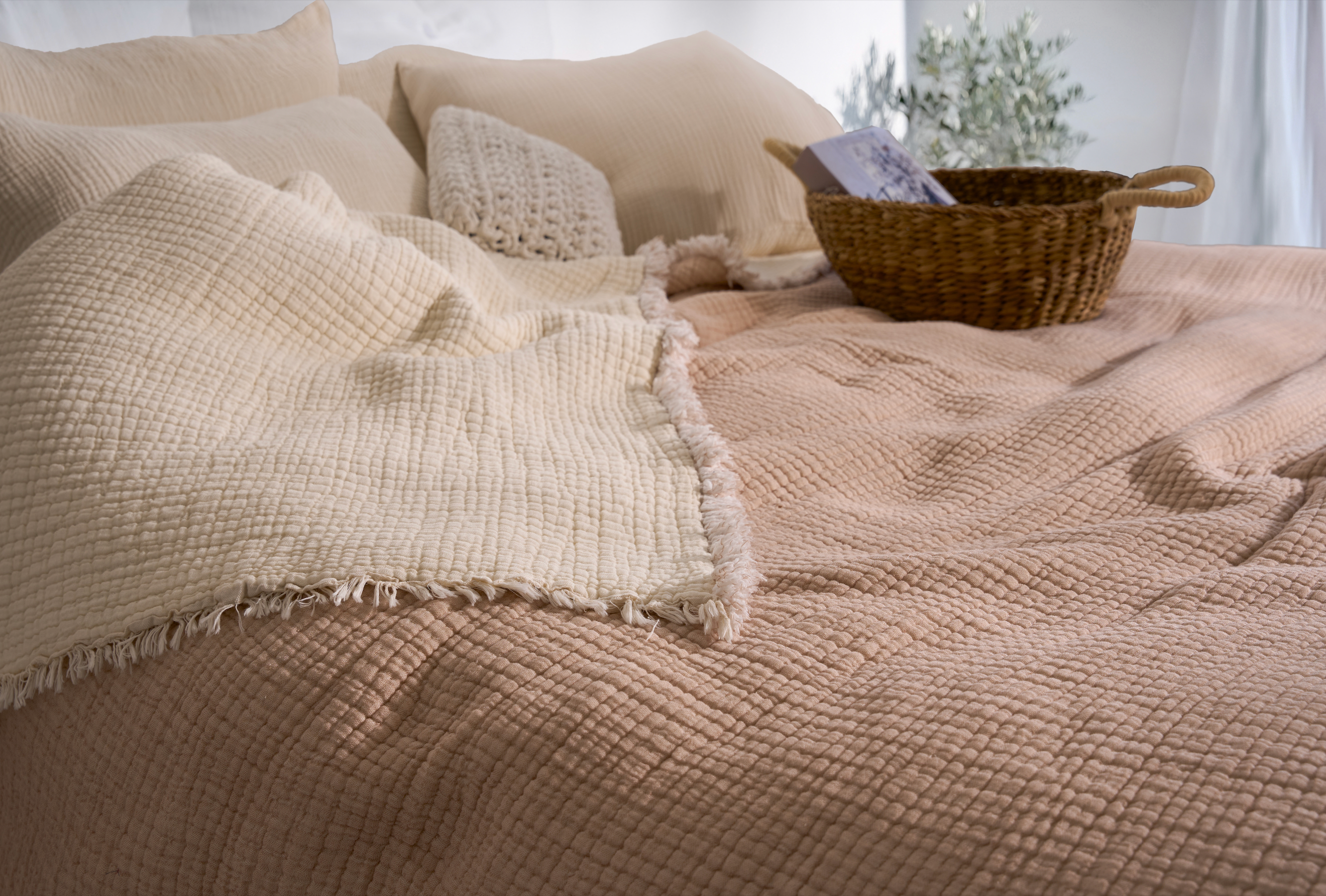 Hazea Muslin Blanket - Beige