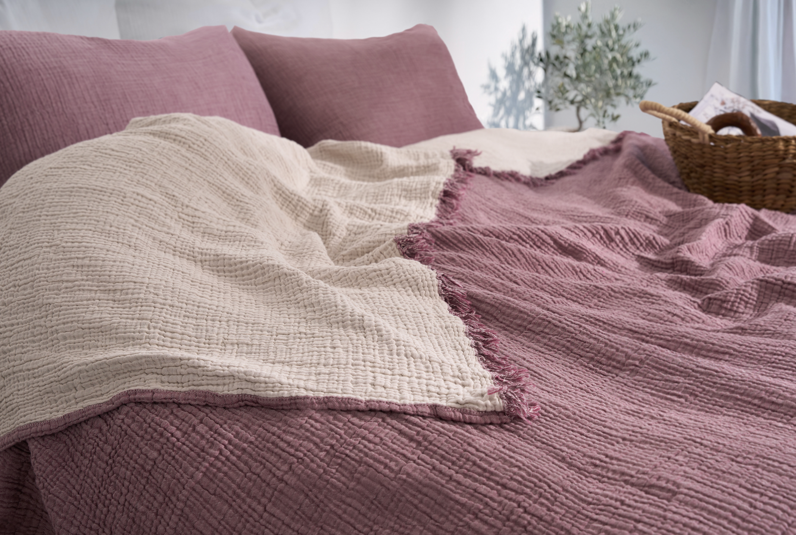Serenity Soft Muslin Quilt - Vintage Plum