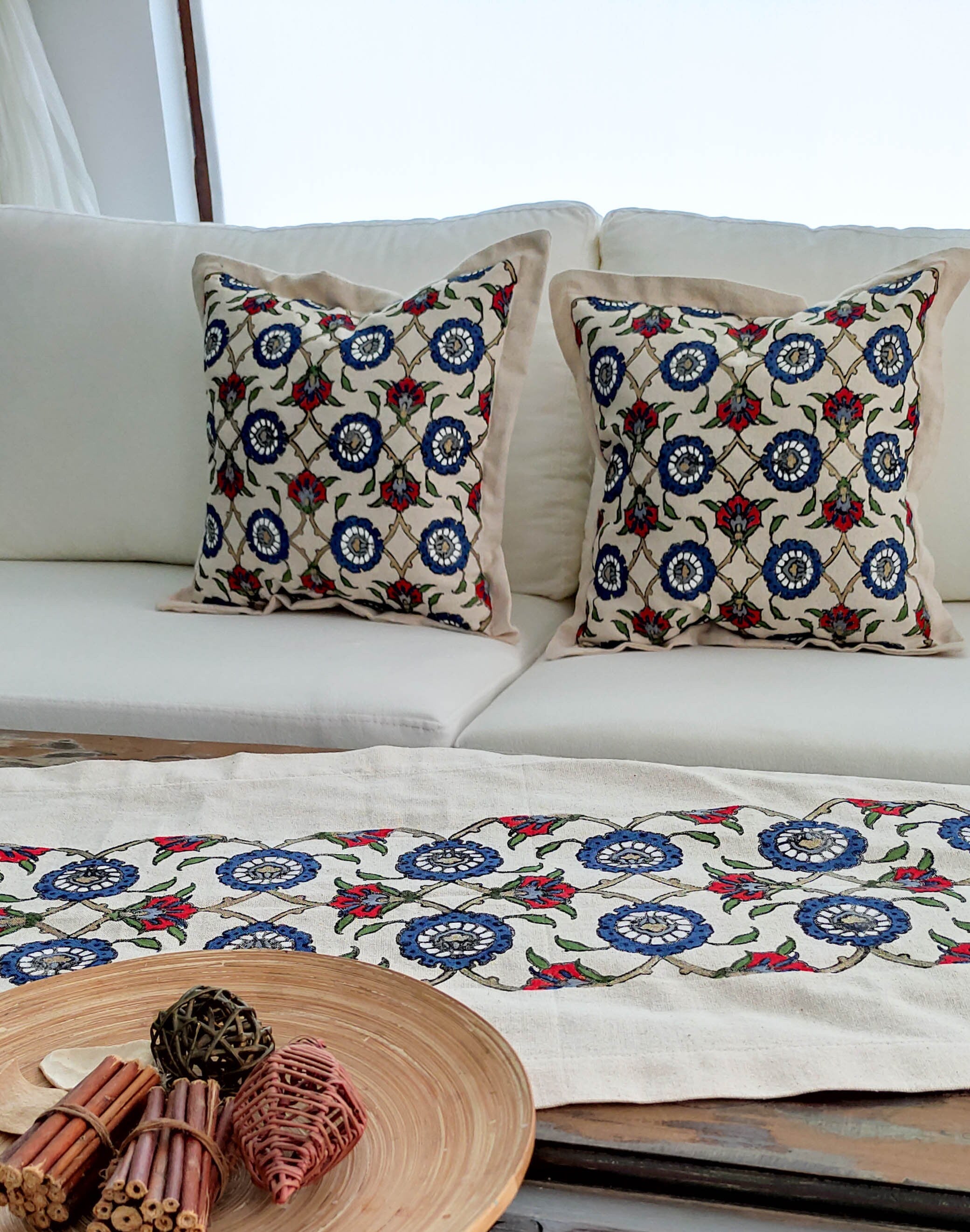 From everyday dining to casual get-together, make a statement with this adorable table runners and pillow case set.